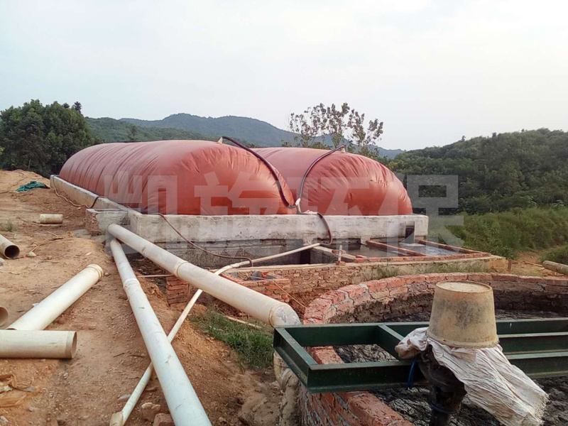 新型軟體沼氣袋 省錢(qián)省時(shí)又省力 新型軟體沼氣袋 省錢(qián)省時(shí)又省力